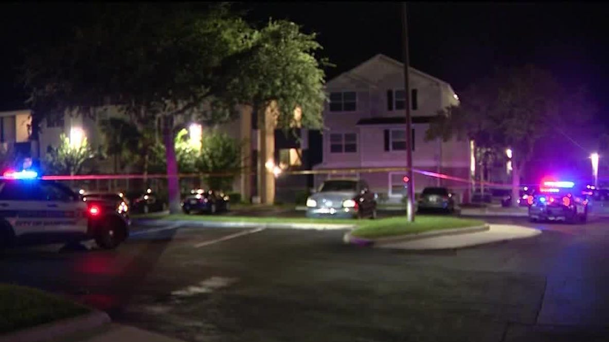 Shooting reported at Sanford apartments
